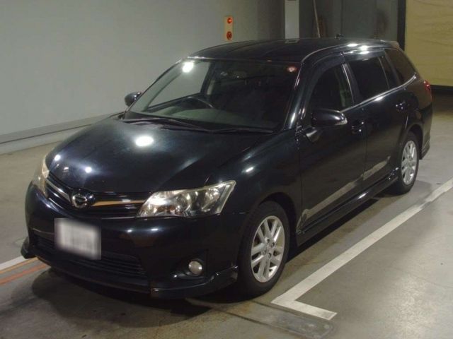 4249 Toyota Corolla fielder NZE161G 2012 г. (TAA Hiroshima)